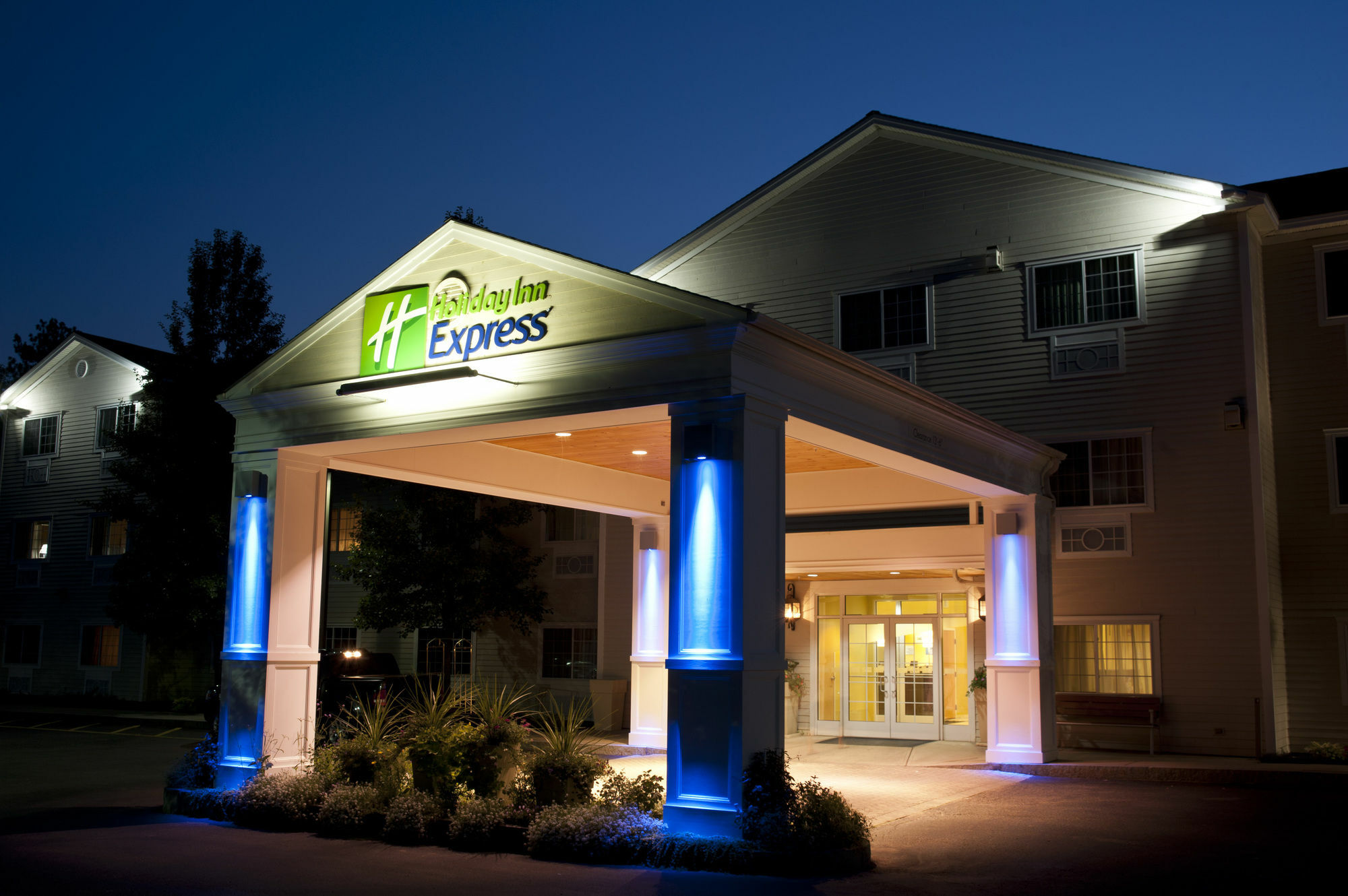 Holiday Inn Express Hotel & Suites North Conway By Ihg Exterior photo
