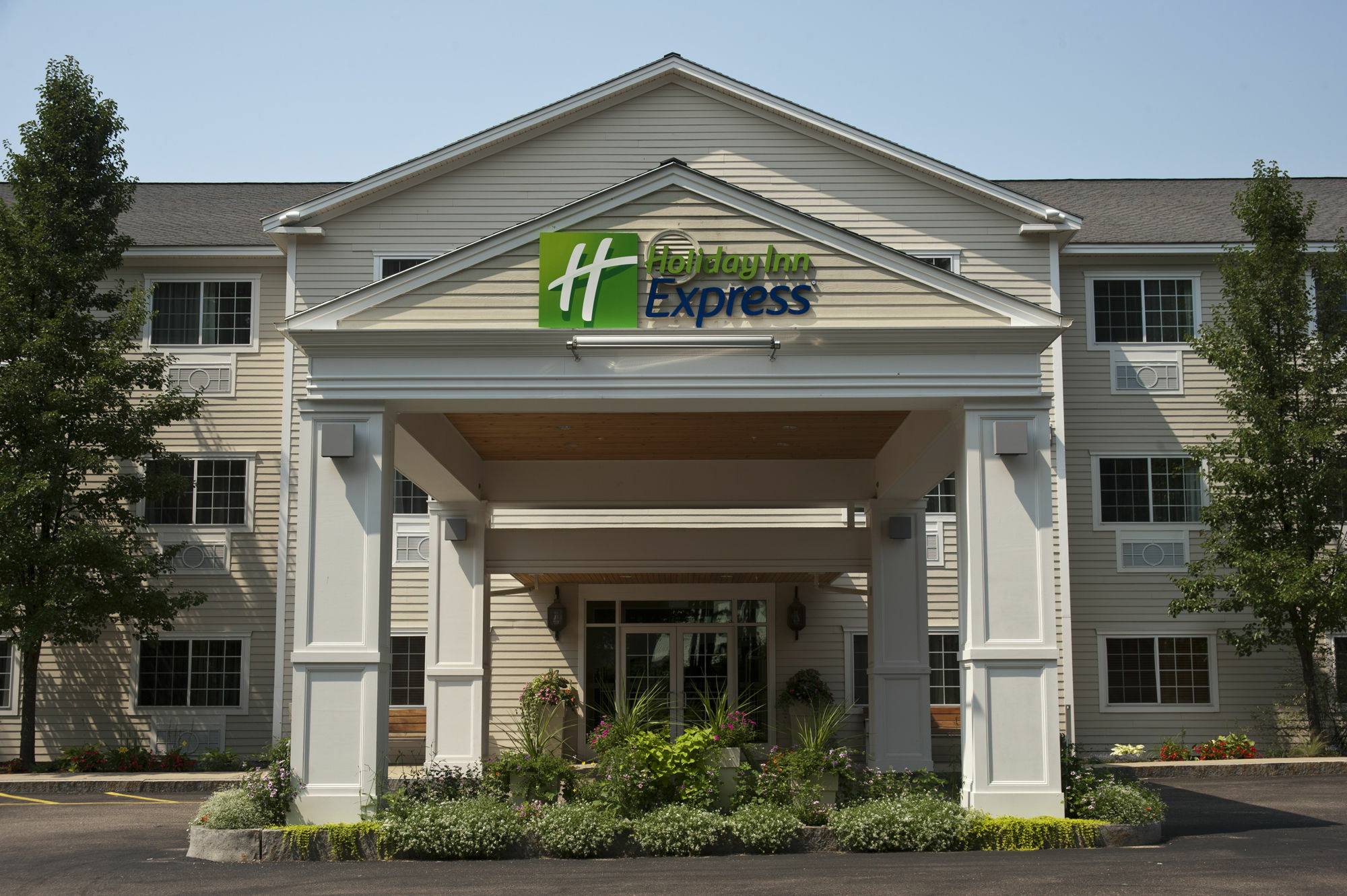 Holiday Inn Express Hotel & Suites North Conway By Ihg Exterior photo